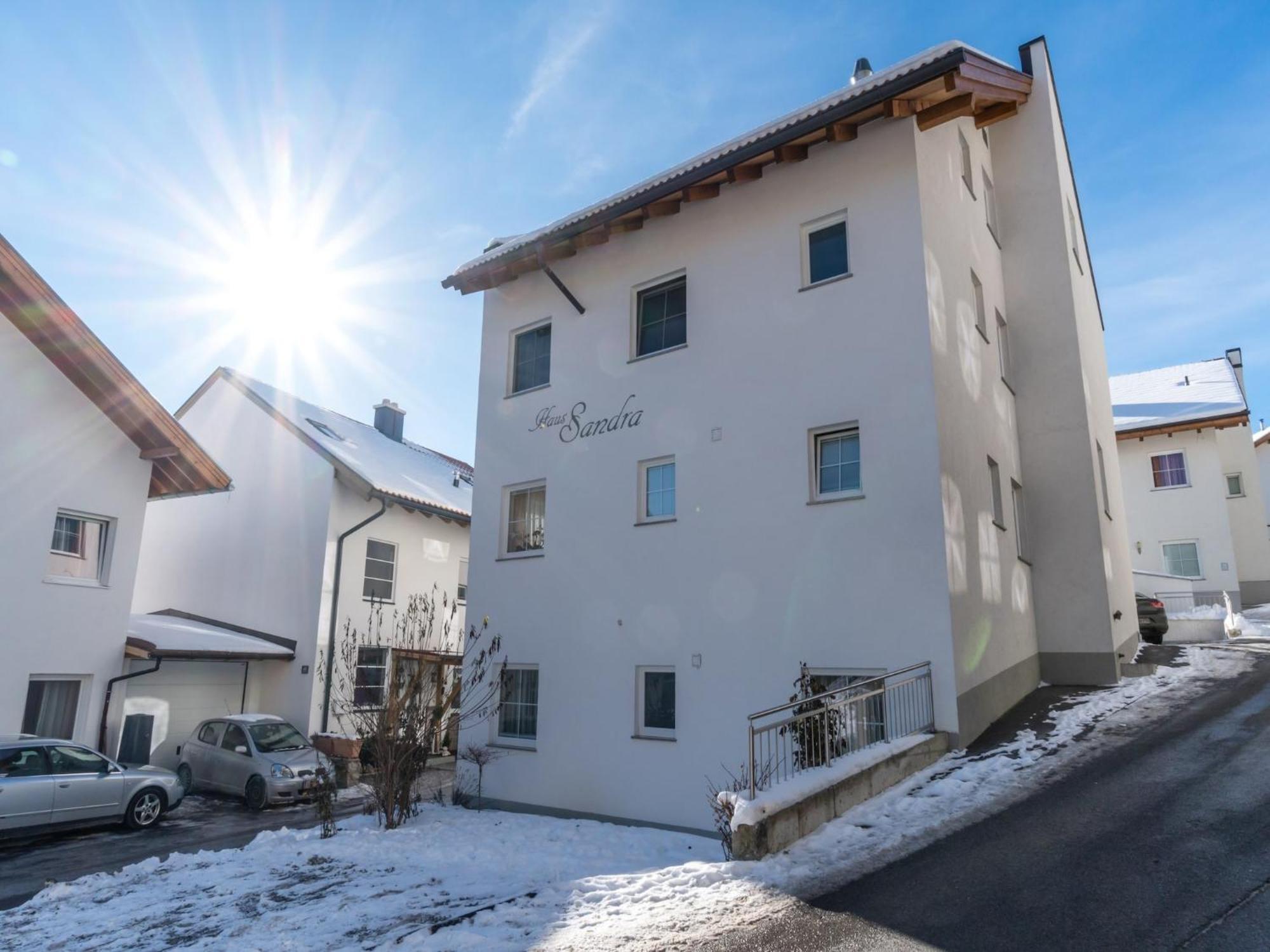 Modern Apartment In Fiss At Ski Bus Stop Exterior foto